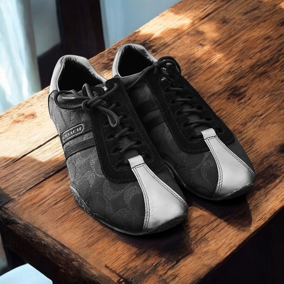 Coach Katelyn Black Silver Signature Jacquard Leather Low Top Sneakers - 9.5 EUC - Picture 6 of 12